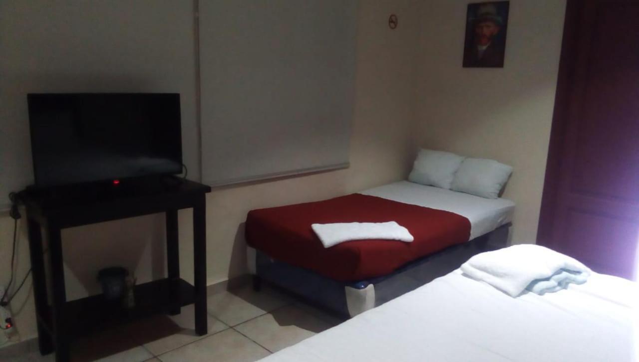 Domus Hotel San Salvador Exterior foto